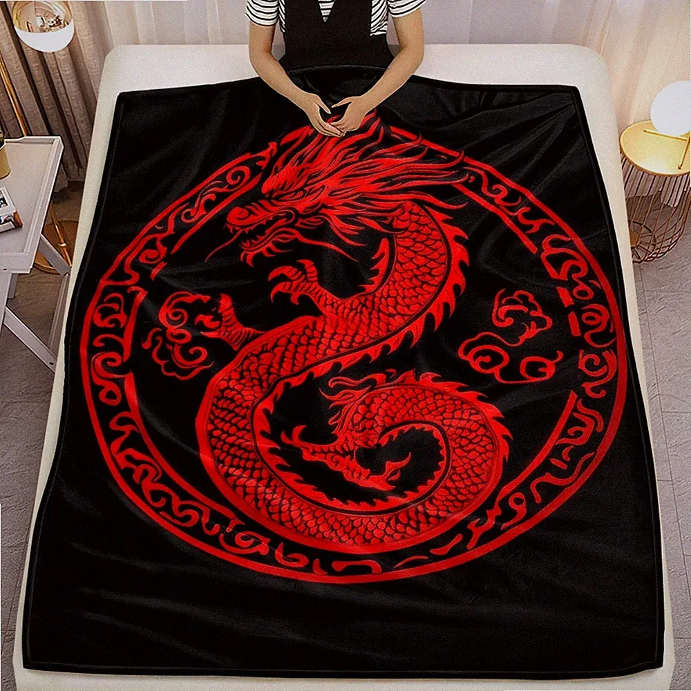 1pc Red Dragon Emblem Blanket - Black & Red Chinese Dragon Print Flannel Throw